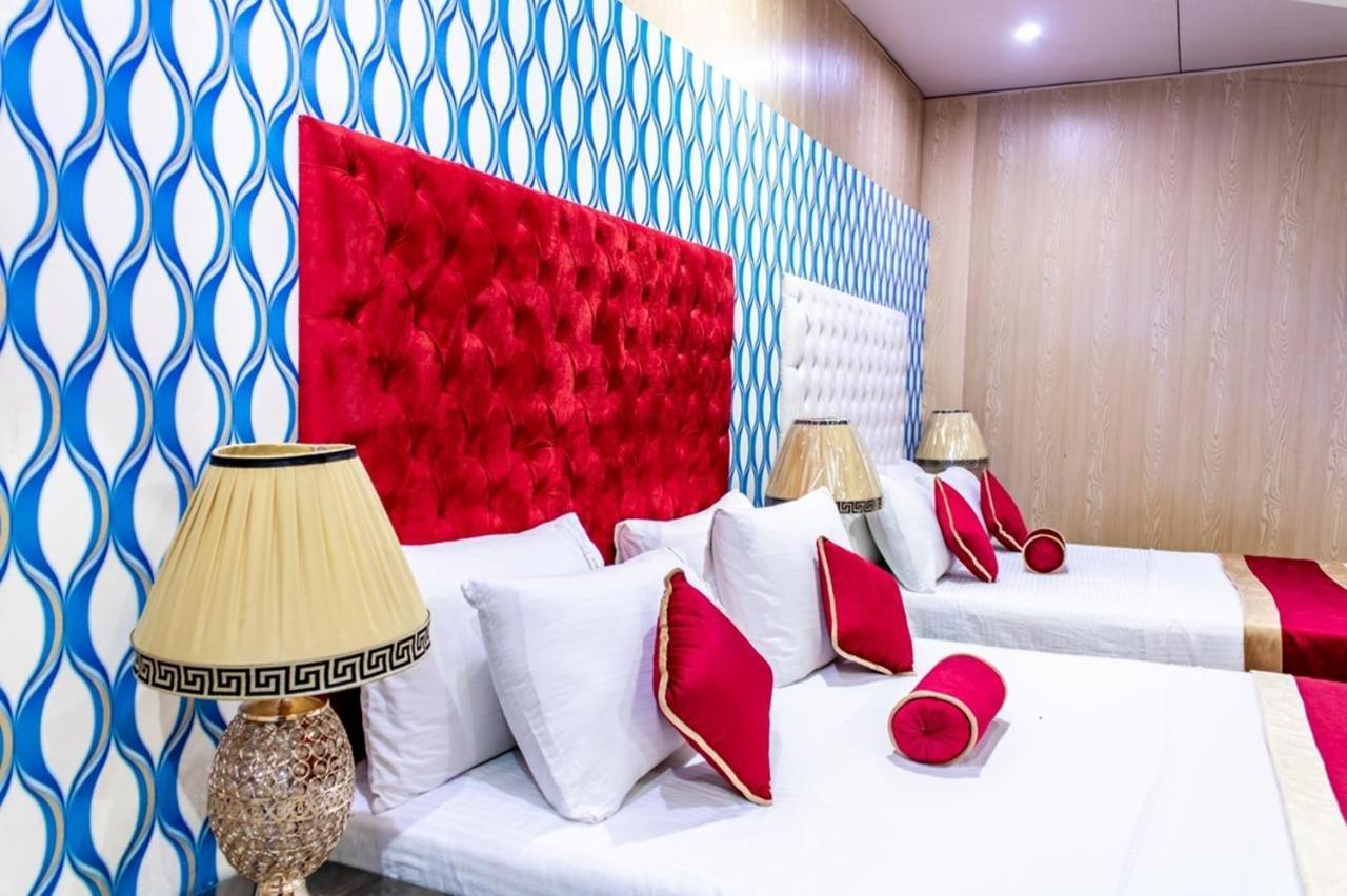 Rose Palace Hotel, Gulberg ลาฮอร์ ภายนอก รูปภาพ