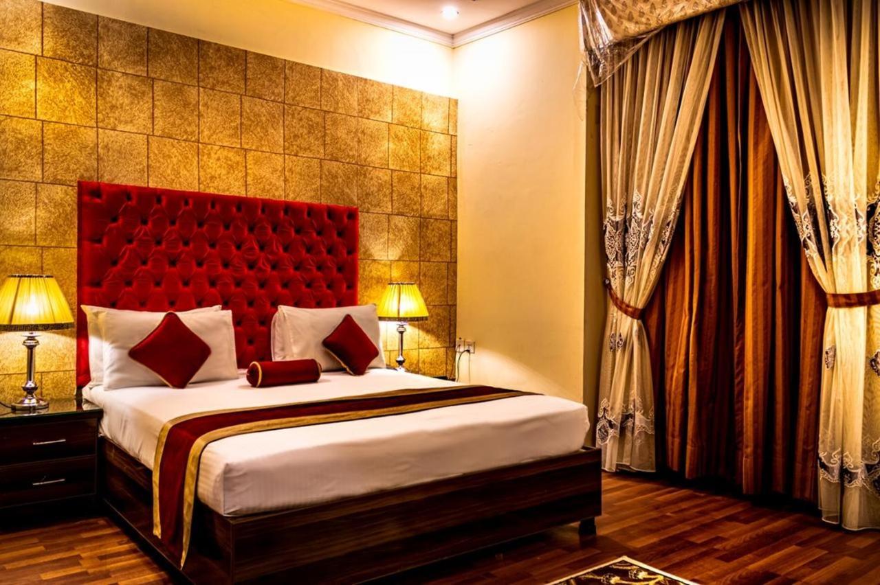Rose Palace Hotel, Gulberg ลาฮอร์ ภายนอก รูปภาพ