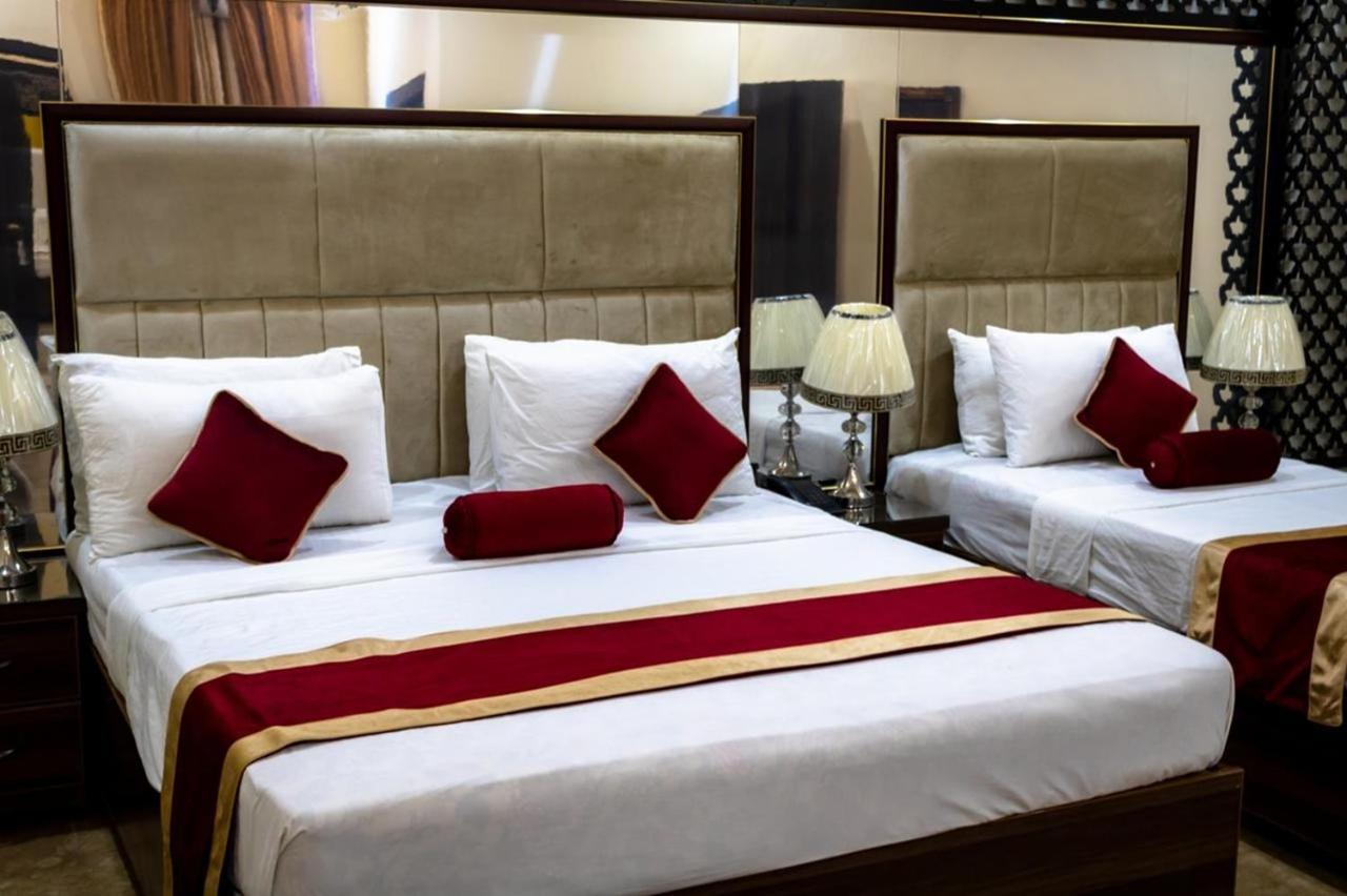 Rose Palace Hotel, Gulberg ลาฮอร์ ภายนอก รูปภาพ