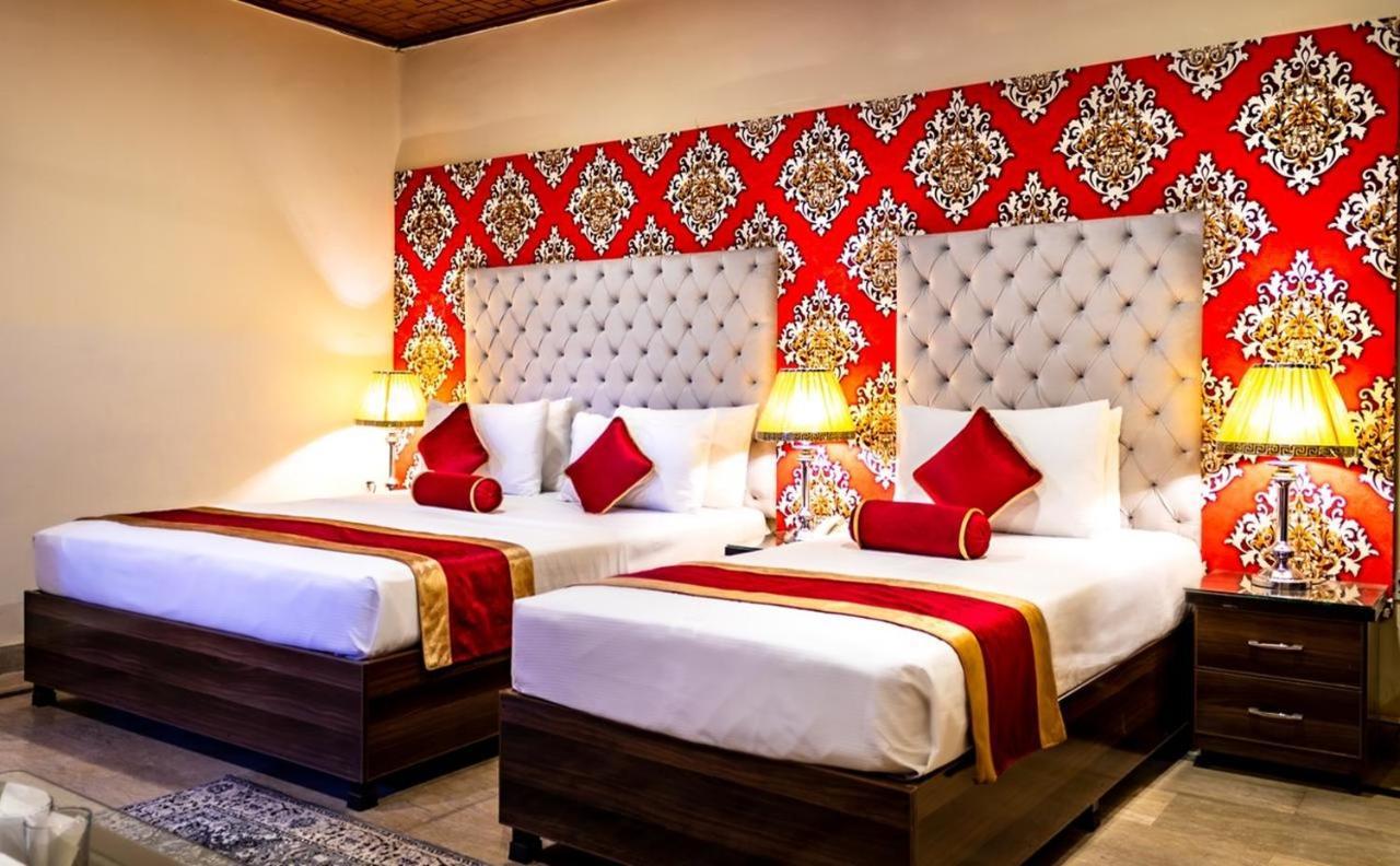 Rose Palace Hotel, Gulberg ลาฮอร์ ภายนอก รูปภาพ