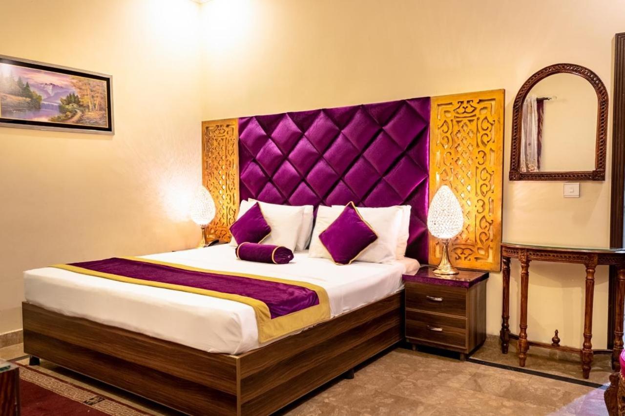 Rose Palace Hotel, Gulberg ลาฮอร์ ภายนอก รูปภาพ