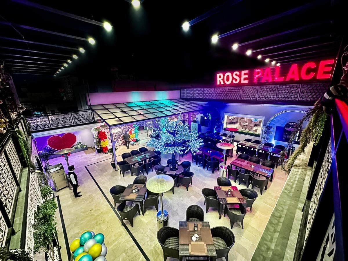 Rose Palace Hotel, Gulberg ลาฮอร์ ภายนอก รูปภาพ